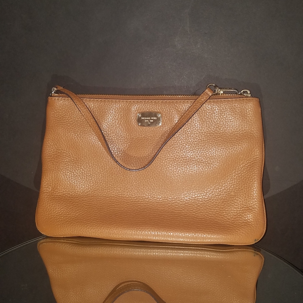 Mk Xlarge Wristlet (Flaws)
